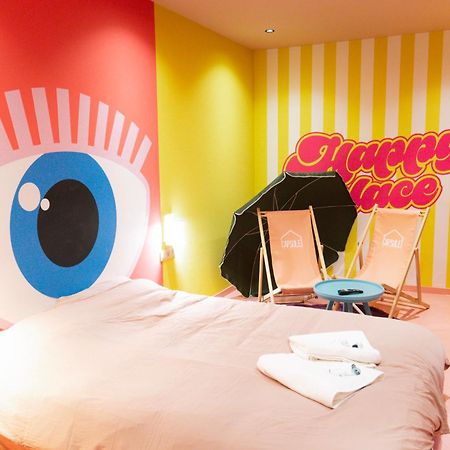 Capsule Girl Power Spa - Balneo - Sauna - Karaoke - Billard - 2 Chambres Charleroi Bagian luar foto
