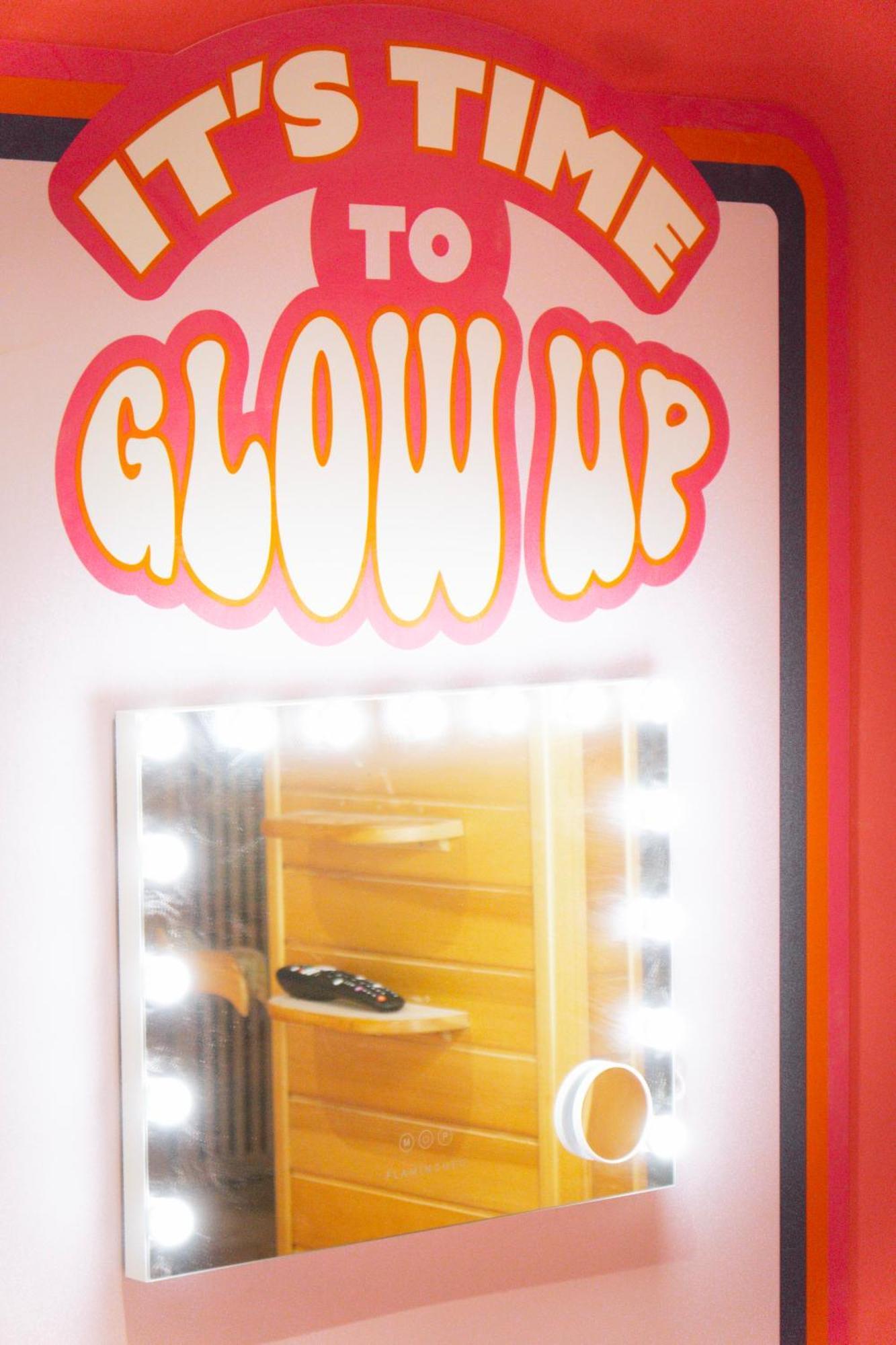 Capsule Girl Power Spa - Balneo - Sauna - Karaoke - Billard - 2 Chambres Charleroi Bagian luar foto