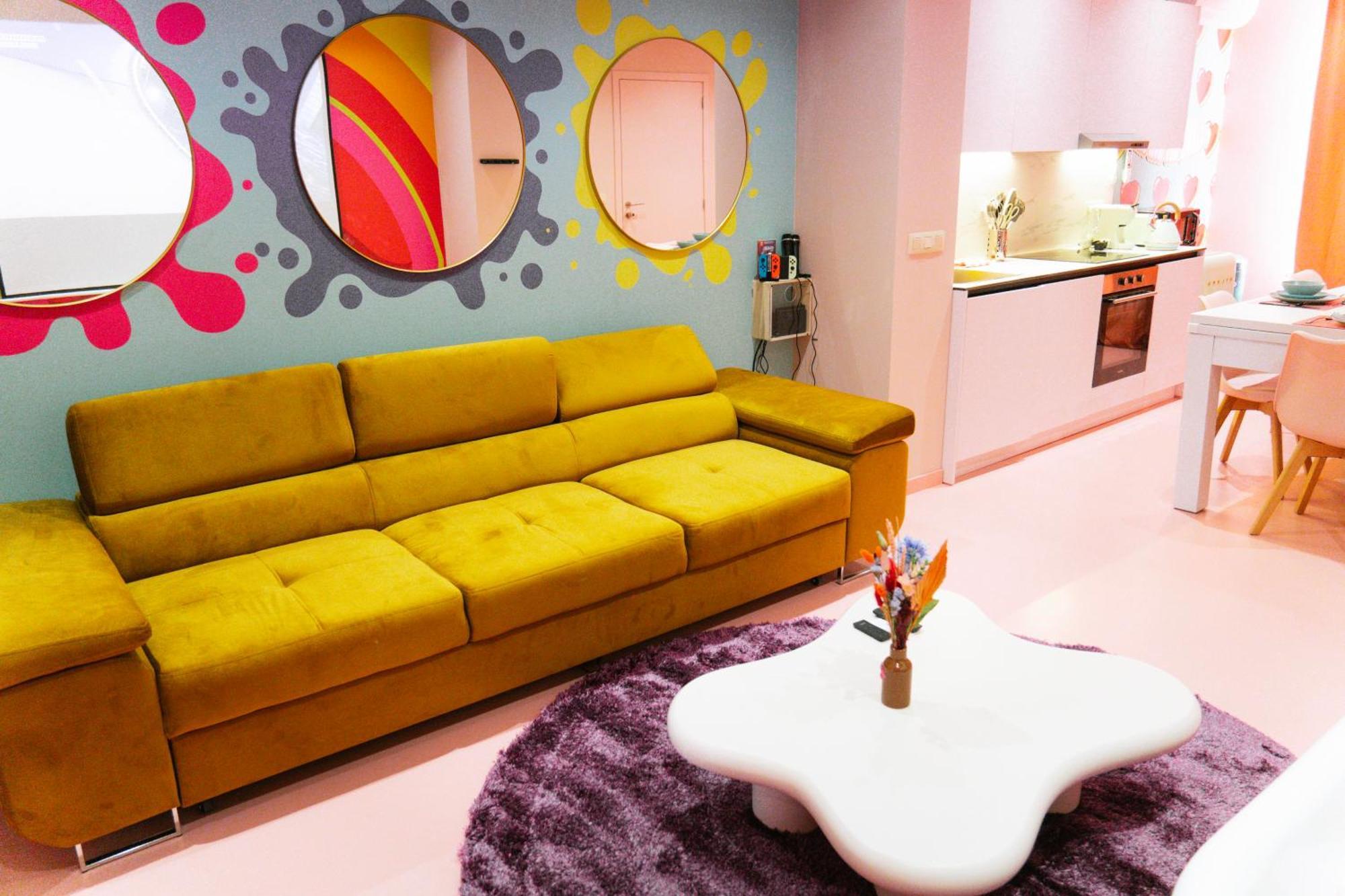 Capsule Girl Power Spa - Balneo - Sauna - Karaoke - Billard - 2 Chambres Charleroi Bagian luar foto