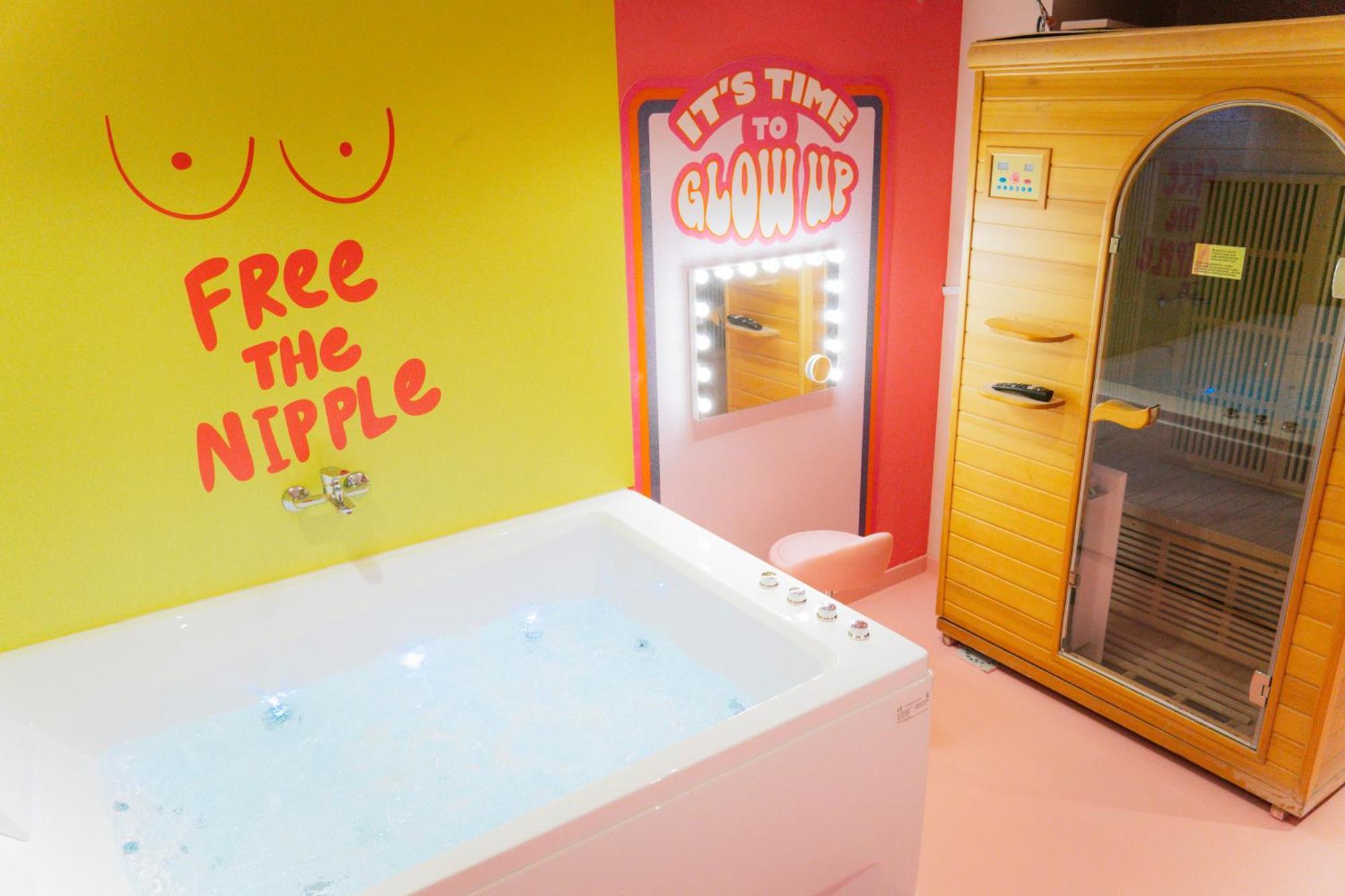 Capsule Girl Power Spa - Balneo - Sauna - Karaoke - Billard - 2 Chambres Charleroi Bagian luar foto